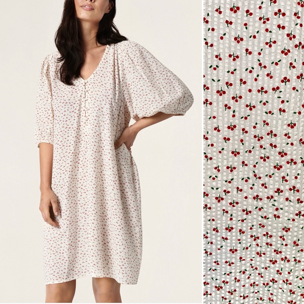 Soaked in Luxury “Naiah” Dress. 100% Cotton. Puff Sleeves. Cherry Print. Sz XS.